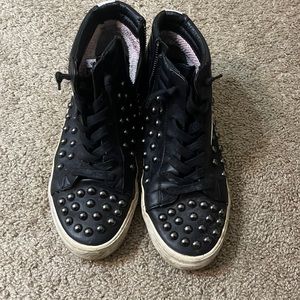 Vintage property high tops